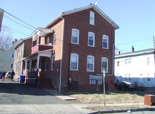 25 Hotchkiss St, Middletown, CT 06457