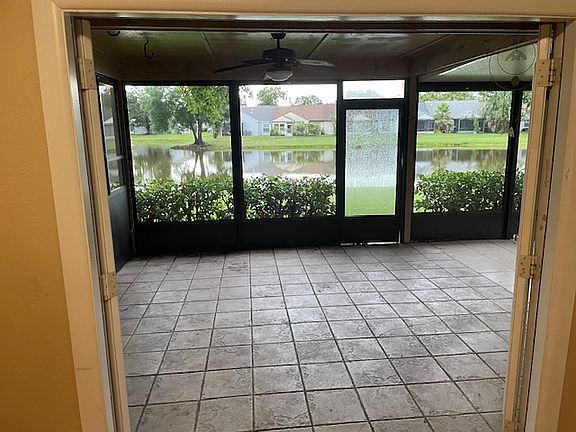 4th image of 208 Meadow Blvd