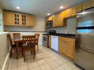 126 Clifton St APT 4, Cambridge, MA 02140