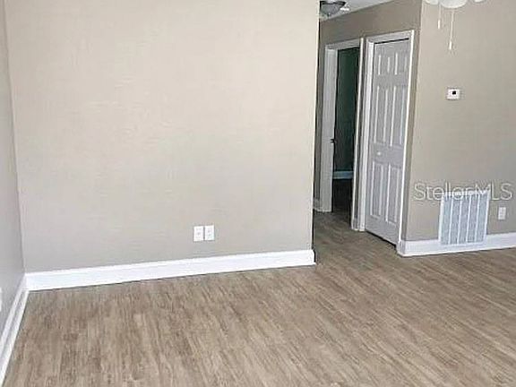 2nd image of 650 E Grapefruit Ave