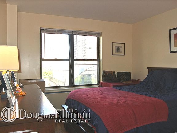 4th image of 417 E 90th St APT 6J