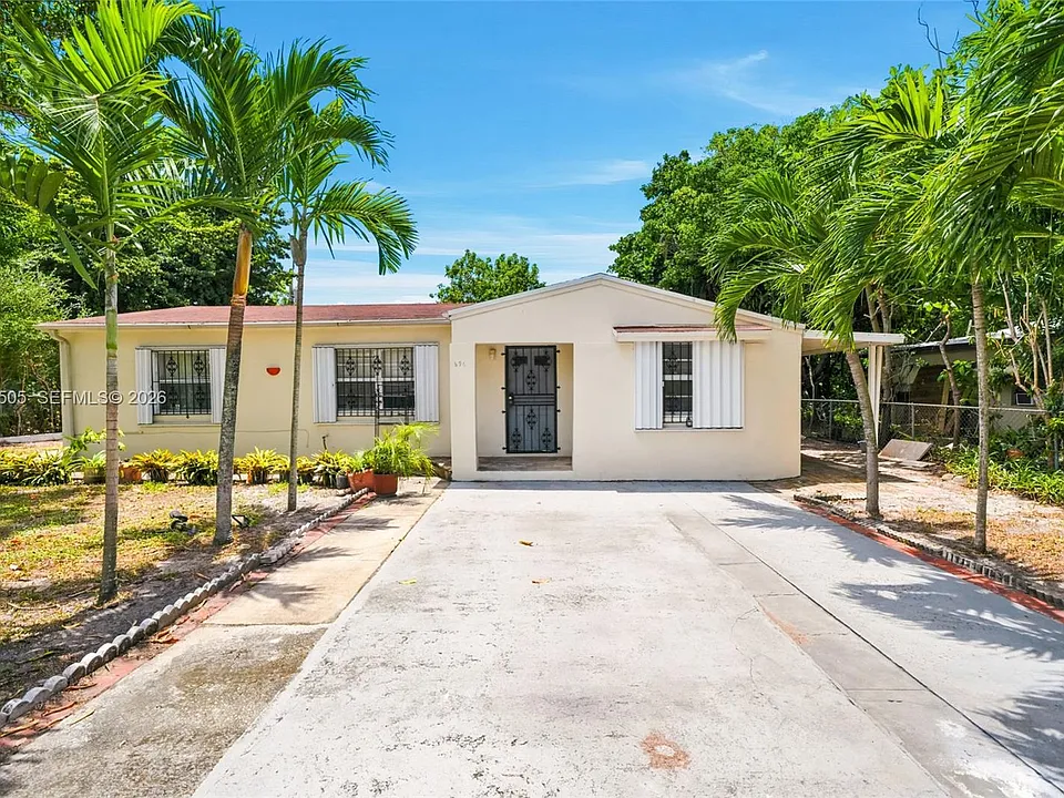 596 NW 109th St