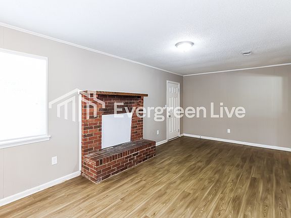 3rd image of 2664 Carrington Dr