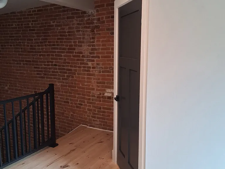 329 N Mulberry St #4 — Photo 17