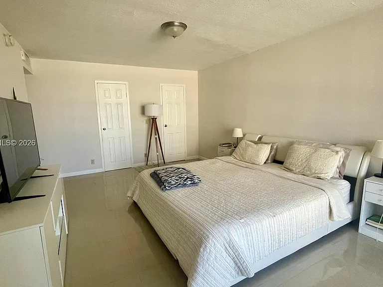 2017 S Ocean Dr #405W — Photo 8