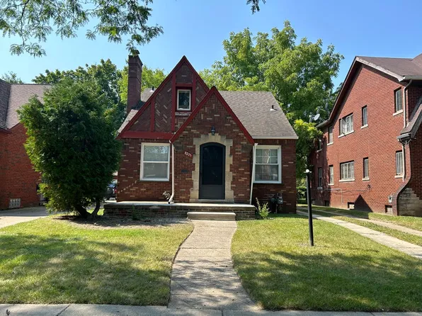 8275 Pinehurst St, Detroit, MI 48204