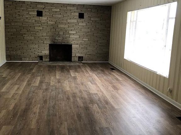 4th image of 128 Johnson Ln