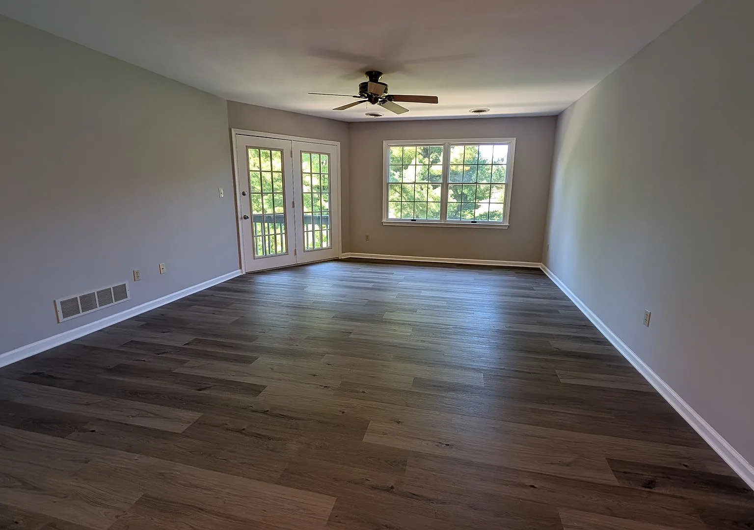 4737 Cheryl Drive — Photo 2