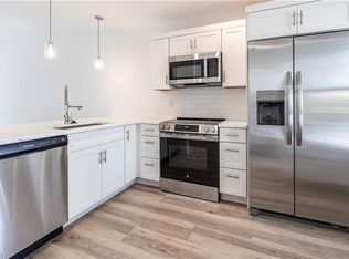 1901 Courtyard Way #C-205, Naples, FL 34112