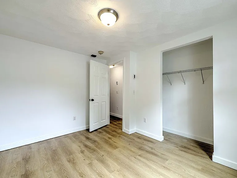 855 Providence St. — Photo 14