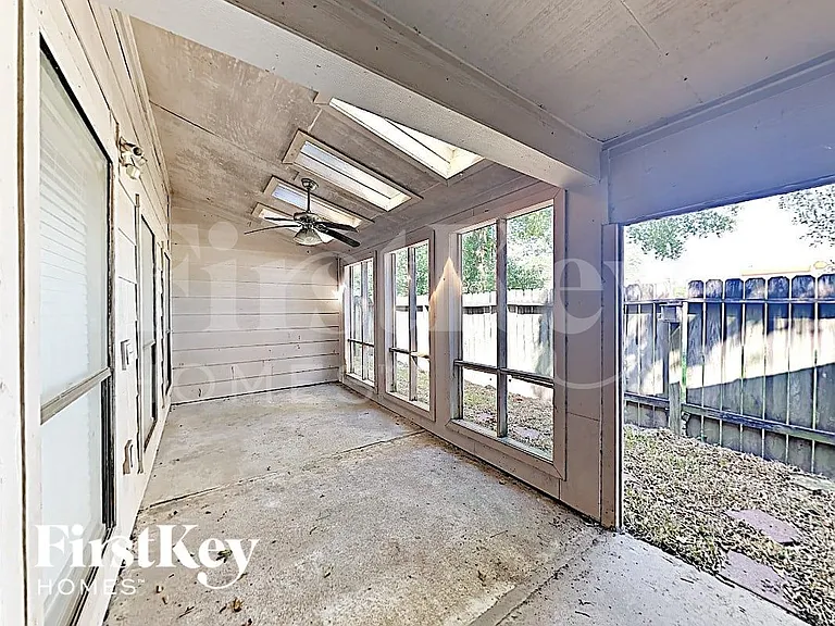 11936 Lakewood West Dr — Photo 14