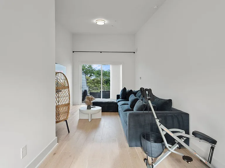 697 Pryor St SW — Photo 20