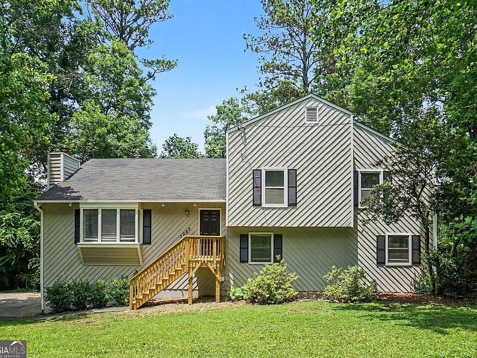 1st image of 3985 Lookout Point Dr