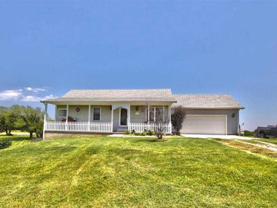 705 E Whitetail Dr, Belle Plaine, KS, 67013