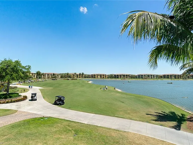 17951 Bonita National Blvd #435 — Photo 47