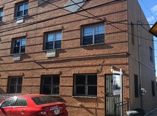 44 Crescent St, Brooklyn, NY 11208