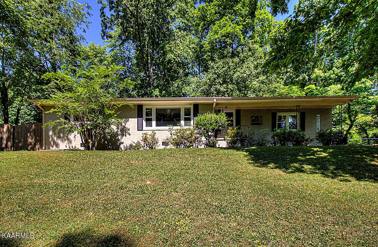 1513 Bonita Dr, Knoxville, TN 37918 Zillow