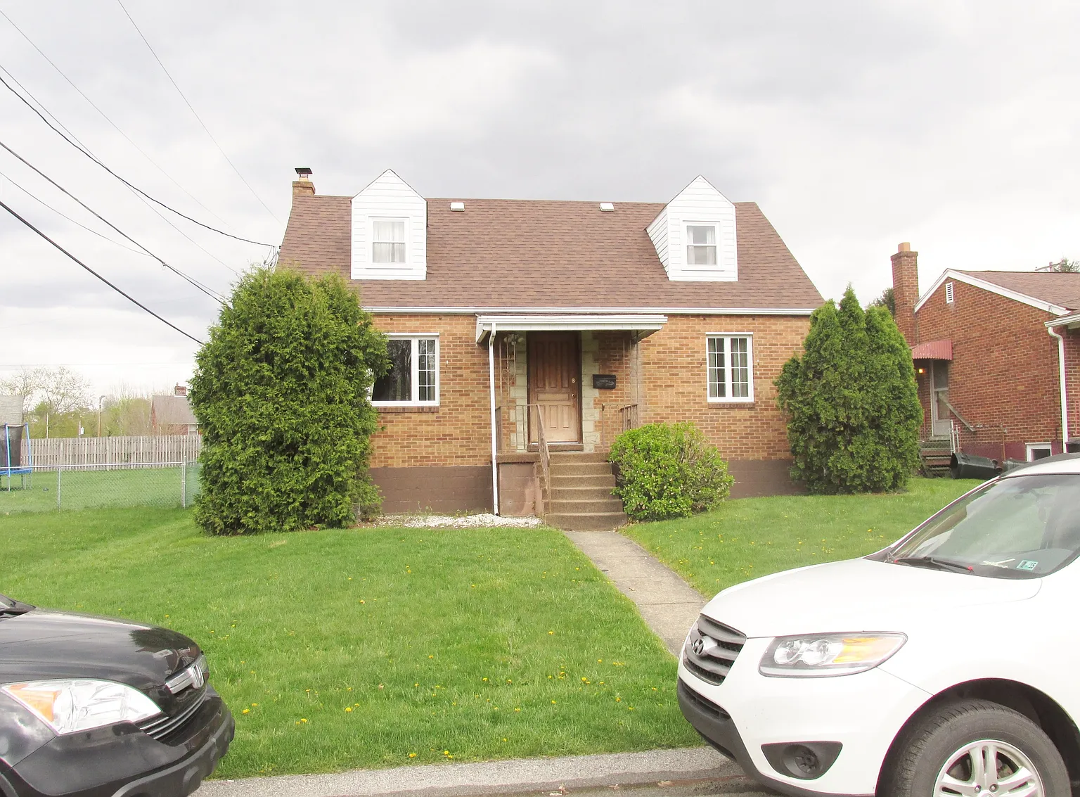 98 Virginia Ave photo 1