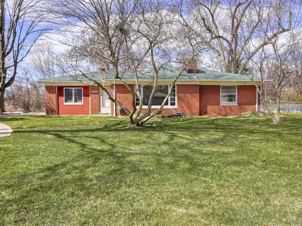 15405 Oporto St, Livonia, MI 48154
