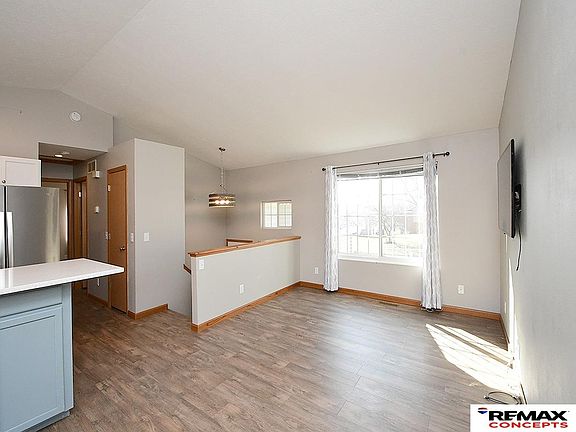 4th image of 1630 Prairie Ln