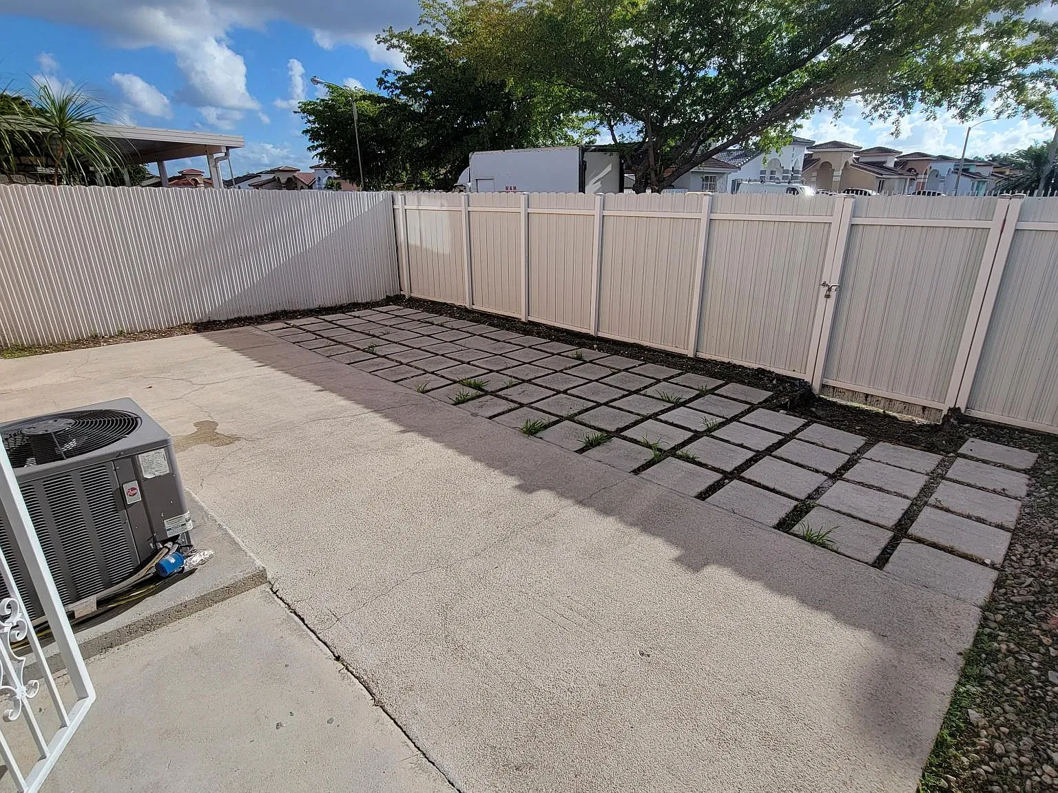 2 bed, 960 sqft, $2,500 — Photo 4