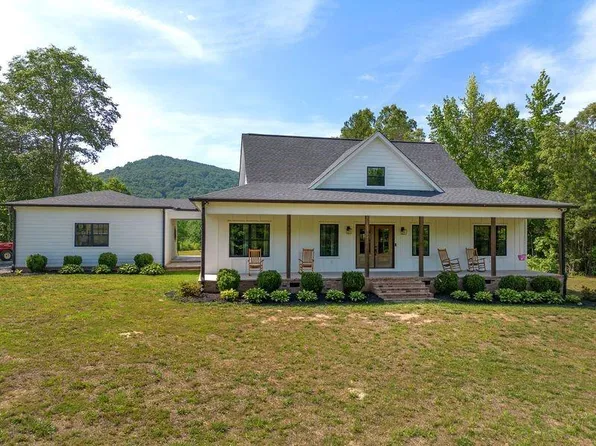 1084 Shahan Ln, La Fayette, GA 30728
