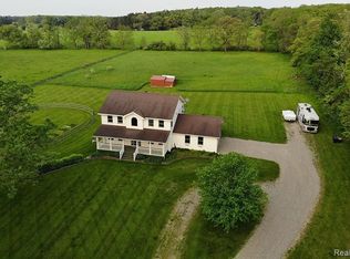 2987 Wilder Rd, Metamora, MI 48455