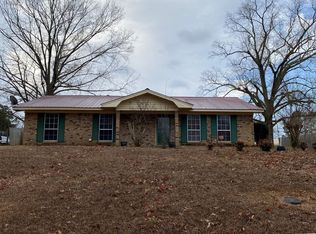 1113 Evelyn Dr, Tupelo, MS 38801