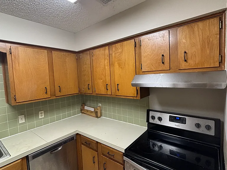 1400 N Perkins Rd #H57 — Photo 5