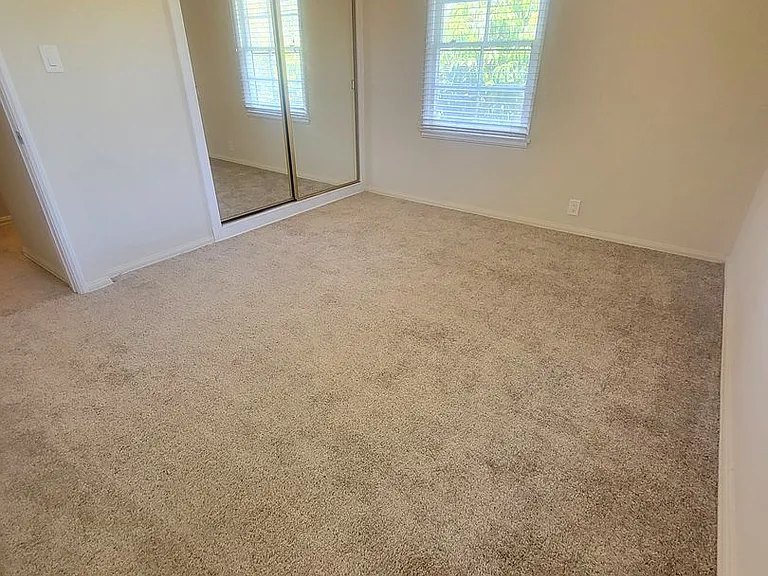 Le Park Apartments — Photo 21