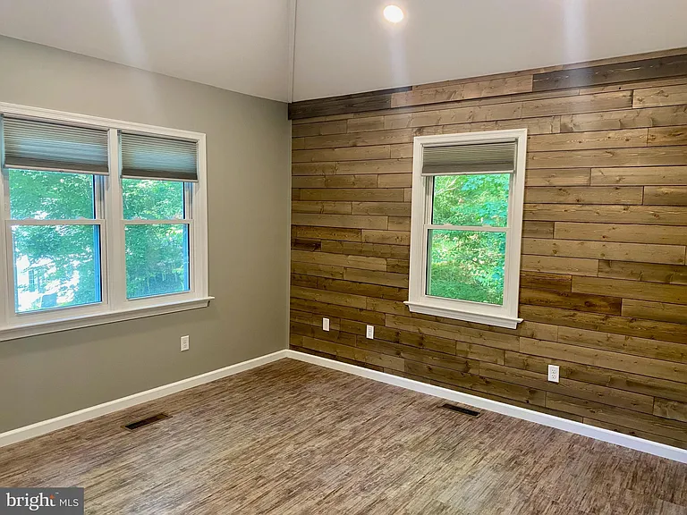 723 McCormick Rd — Photo 10