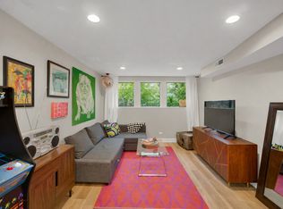 3015 W Belden Ave #G, Chicago, IL
