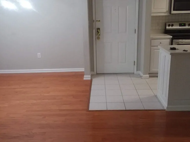 4111 Pine Heights Dr NE — Photo 4