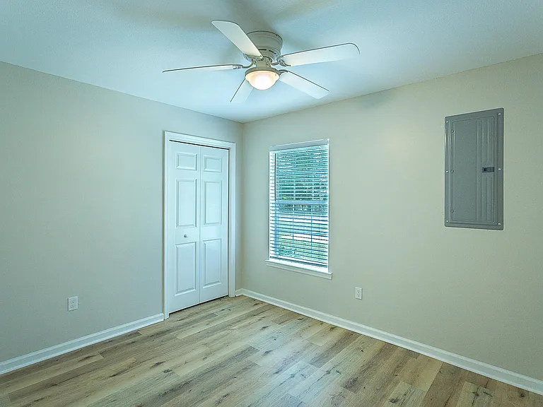 33 Dogwood Dr — Photo 16