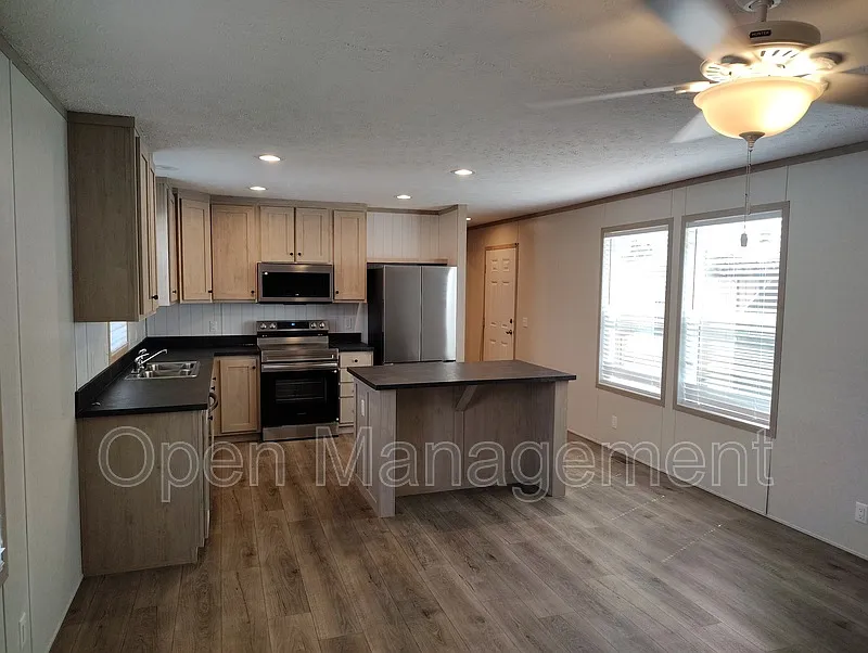 Scottsbluff Estates Mobile Home Community — Photo 4