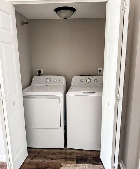 10131 Sutton Dr — Photo 11