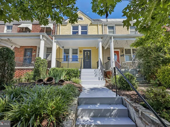 2008 C St NE, Washington, DC 20002