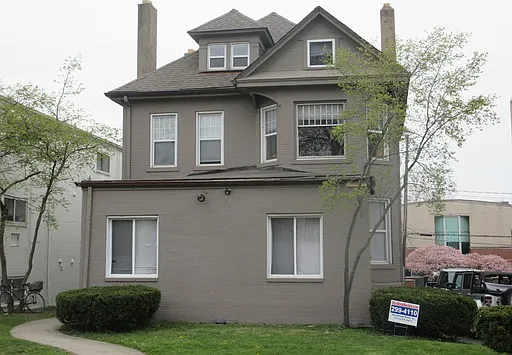 41 E 17th Ave — Photo 2