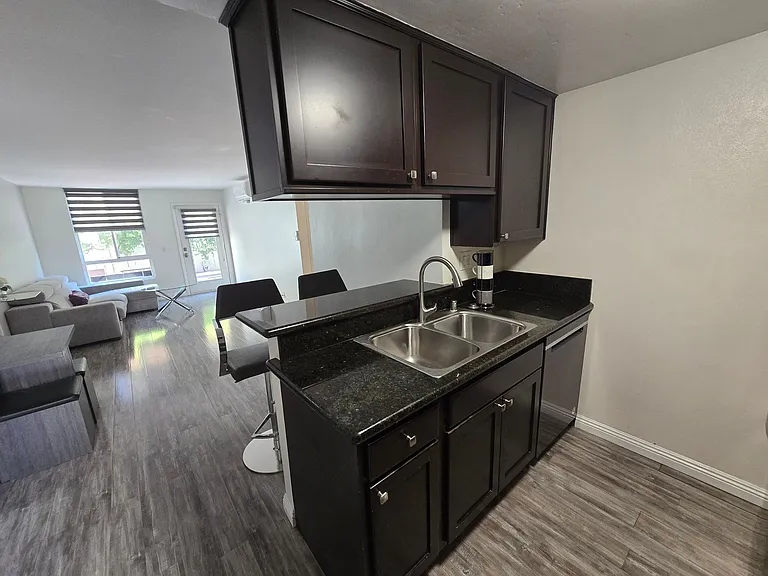 5540 Lindo Paseo #3 — Photo 9