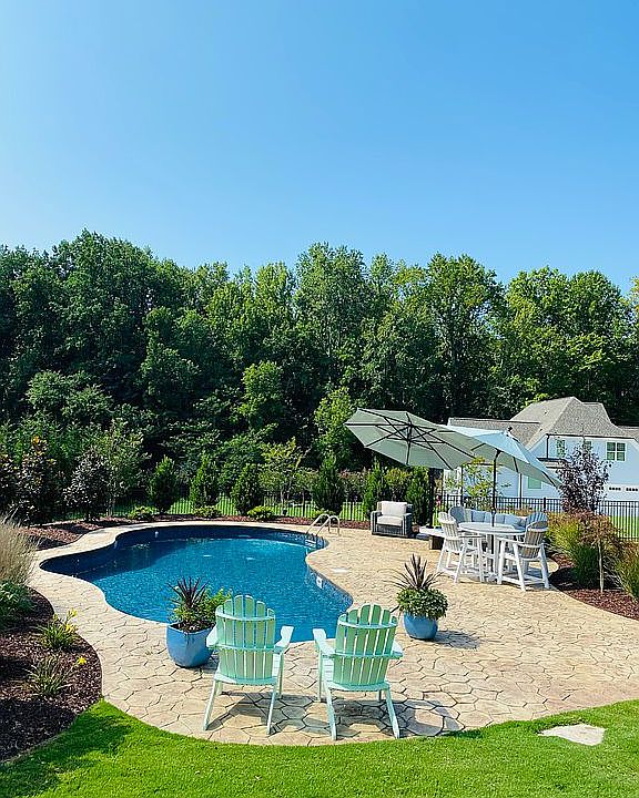 Alternate pool view 