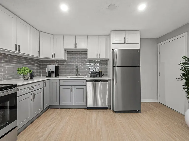 58 Goldthwaite Rd #3 — Photo 3