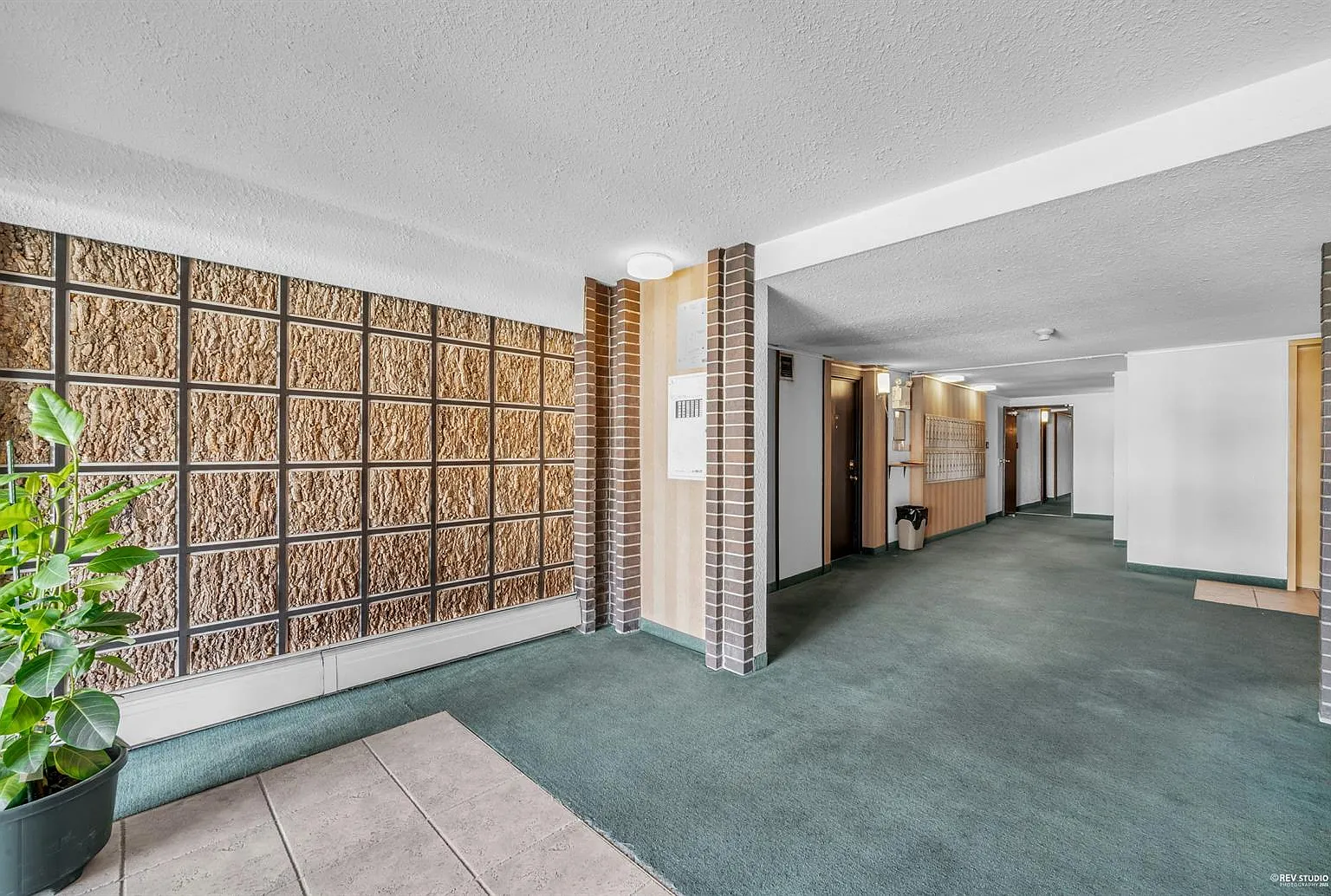 Ferndale Court — Photo 1