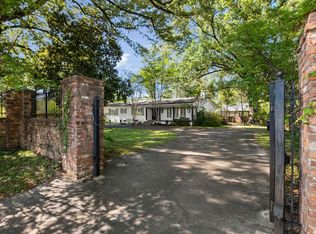 4100 Poplar Ave, Memphis, TN 38117