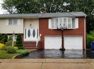 131 Dorchester Rd, Hackensack, NJ 07601