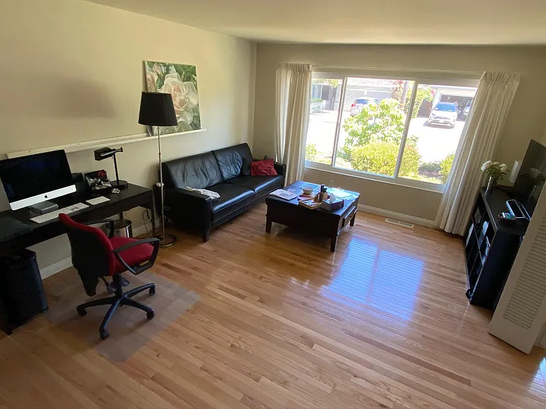 231 Jessie Ln — Photo 4