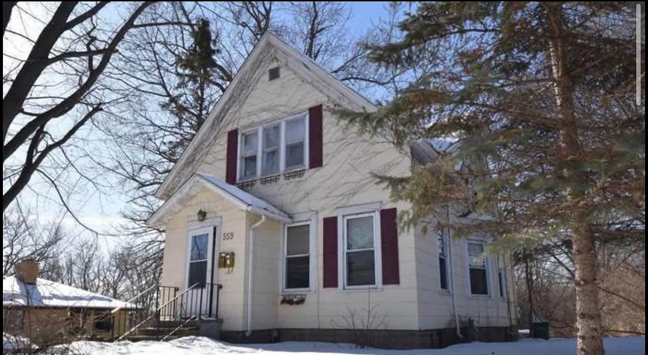 2 bed, $1,250 — Photo 1
