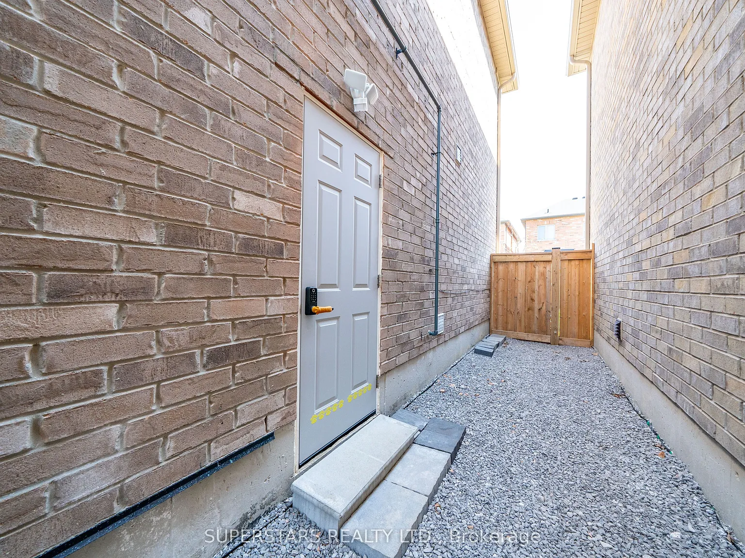 2 bed, $1,500 — Photo 3