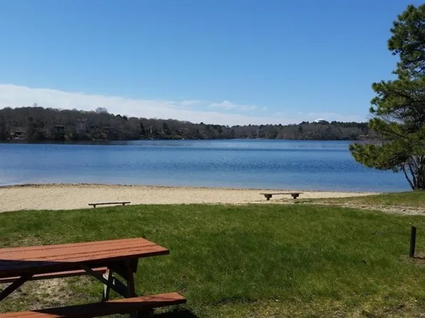 0 Round Pond Dr, Falmouth, MA 02540