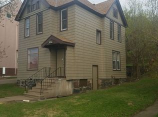 613 E 1st St #3, Duluth, MN 55805