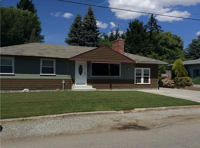 1st image of 1577 1st St SE